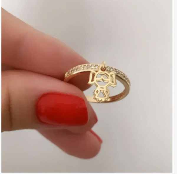 Anel Cravejado Personalizado pingentes meninos (as) Casal Banho ouro - Imagem 2