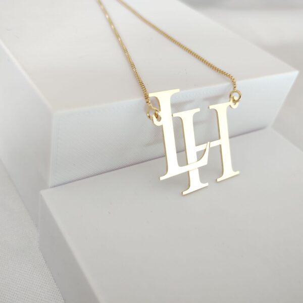 Gargantilha personalizada monograma 2 iniciais Banho ouro 18k - Imagem 2