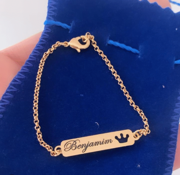 Pulseira Infantil Personalizada Gravação Do Nome Coroa vazada Banho ouro - Imagem 2