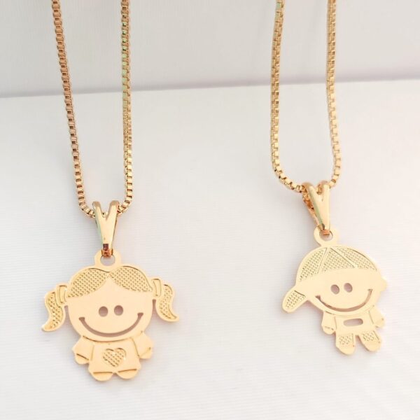 Gargantilha Personalizada Pingente Menino ou Menina Banho ouro