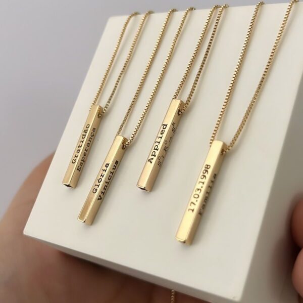 Gargantilha Personalizada cubinho 4 lados gravação banho de ouro