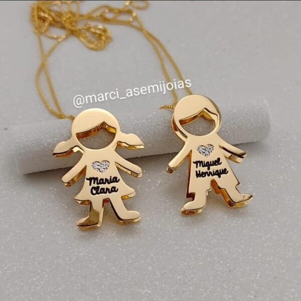Gargantilha Personalizada Pingente Menina ou Menino Gravação Do Nome banho de ouro
