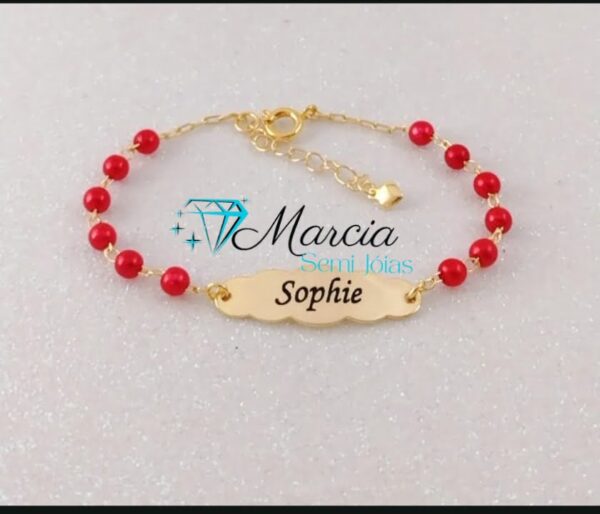 Pulseira Infantil Personalizada Pérolas Vermelhas Chapinha Nuvem Banho De Ouro