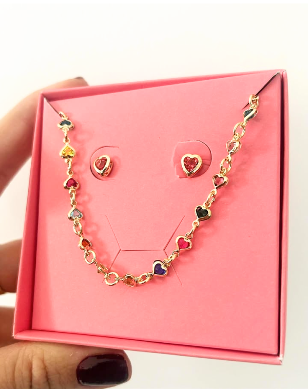Conjunto Infantil Pulseira Recém Nascido e Infantil Corações coloridos+ brinco coração Banho ouro 18k