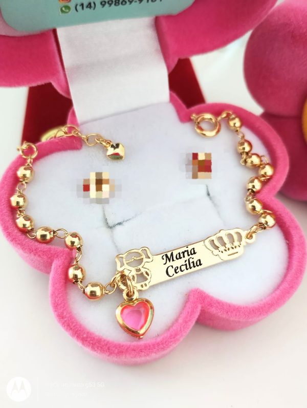 Pulseira Recém nascido e infantil personalizada Menina e Coroa vazado com pingente coração Banho ouro 18k