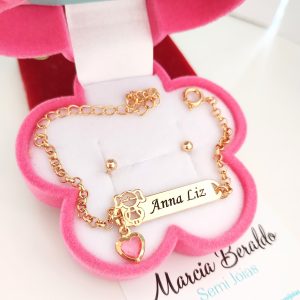 Conjunto recém nascido e infantil Elinho Português Pingente Coração e Brinco Bolinha