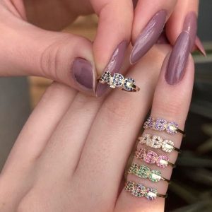 Anel personalizado formatura Infantil Cravejado zircônias