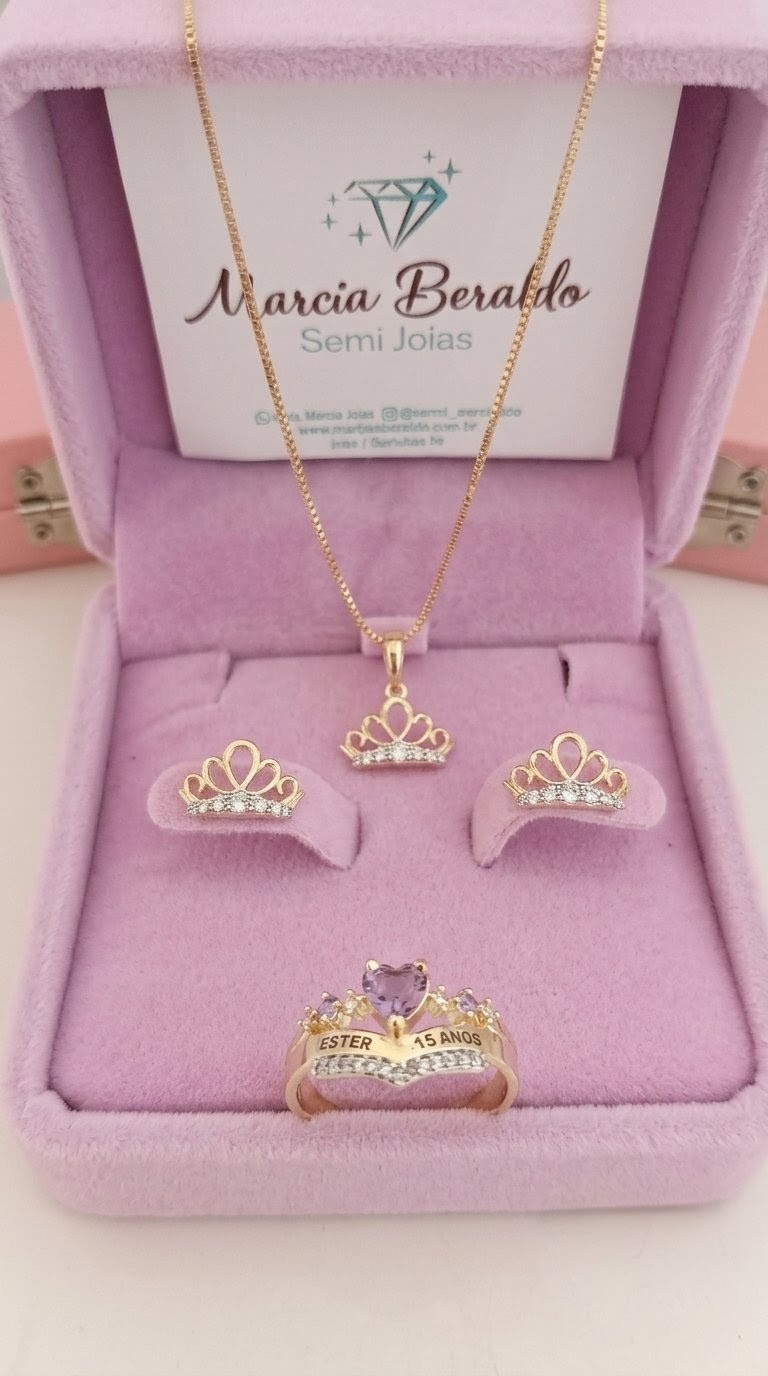 Kit Debutante 15 Anos Banhado ouro 18k Colar e Brinco Coroa cravejado zircônias+ Anel Debutante Coração e detalhe Coroa cravejado